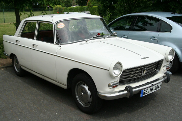 Peugeot 404