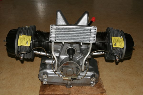2CV 602ccm Motor Vorderansicht 
