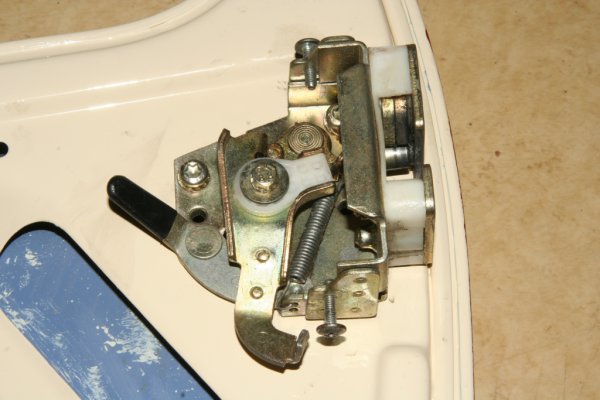 2CV door lock