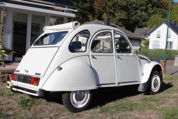 2CV Nummer 3 ist fertig!