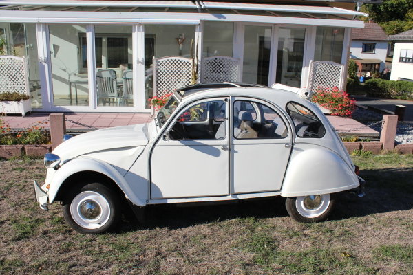 2CV Nummer 3 ist fertig!